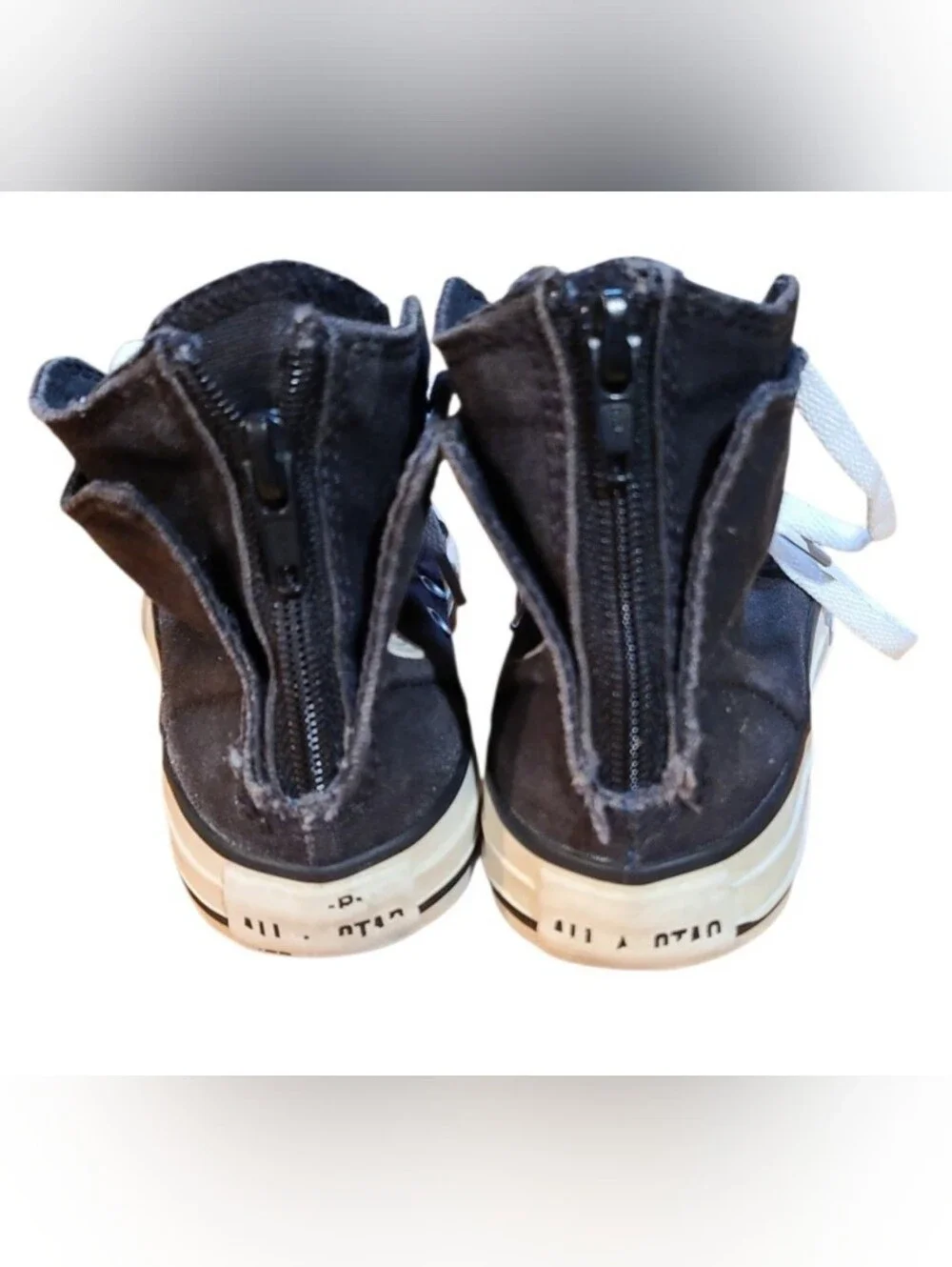 Converse Chuck Taylor All Star High-Top Sneakers